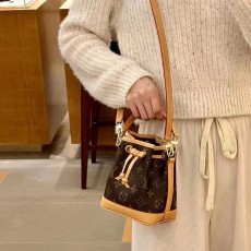 루이비통 나노 노에 모노그램 미니 버킷백 크로스백 M81266-2564