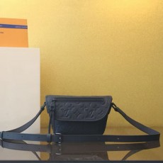 루이비통 펄스 웨어러블 월릿 M12636-2589