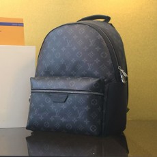 루이비통 디스커버리 남자 백팩 M22558-2600