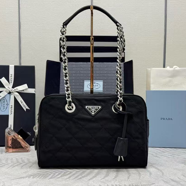 프라다 포코노 나일론 퀼팅 체인 토트 숄더백 1BB903-2877