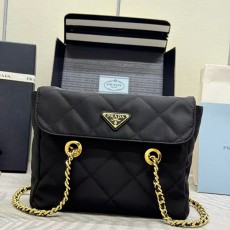 프라다 나일론 체인 숄더백1BD630-2879