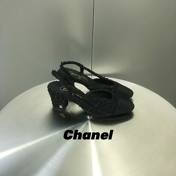 2025샤넬 신상 슬링백{굽높이6.5}-3124