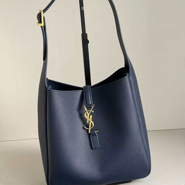 생로랑 Le 5 A 7 서플 스몰 호보백713938-3434