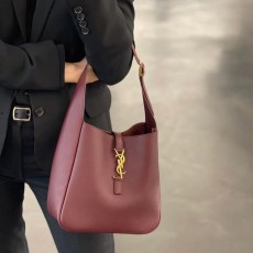 생로랑 Le 5 A 7 서플 스몰 호보백713938-3437