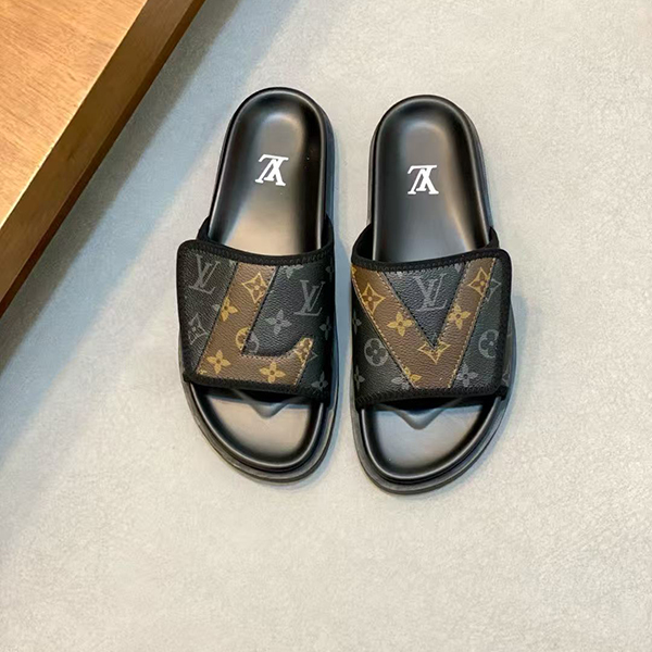 루이비통 남성 샌들/명품슬리퍼-3550