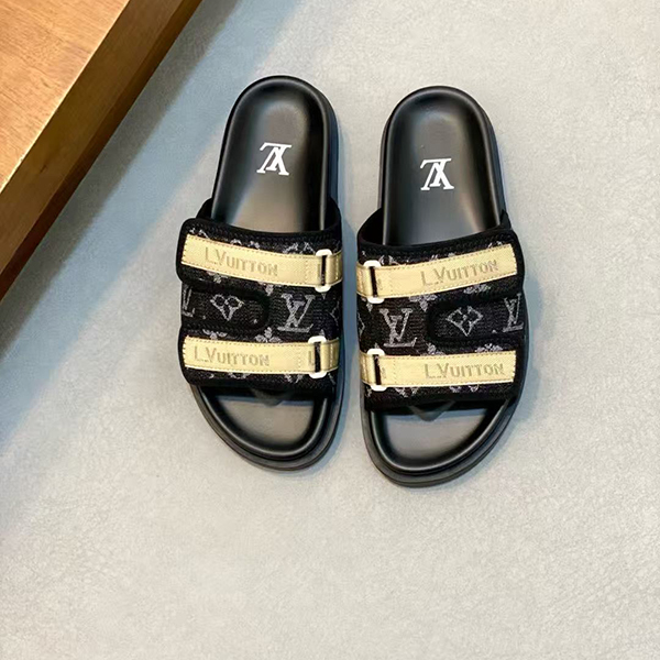 루이비통 남성 샌들/명품슬리퍼-3554