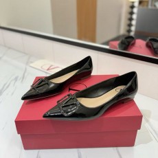 발렌티노 V로고 플랫슈즈--3758