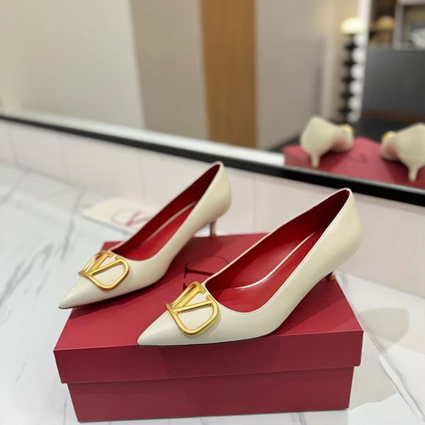 발렌티노 V로고 슬링백 힐 펌프스-3773