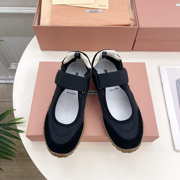 미우미우 플랫슈즈-3988