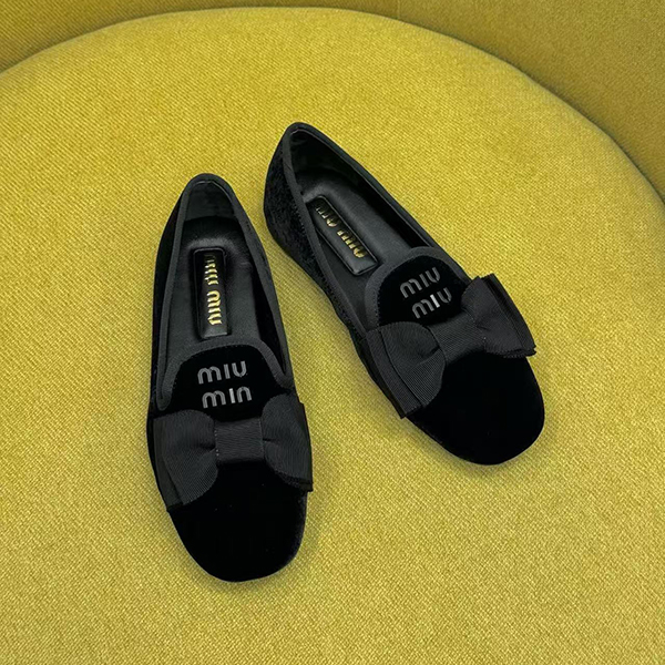 미우미우 플랫슈즈-3997