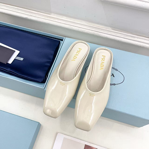 프라다 뮬 슬리퍼-4086