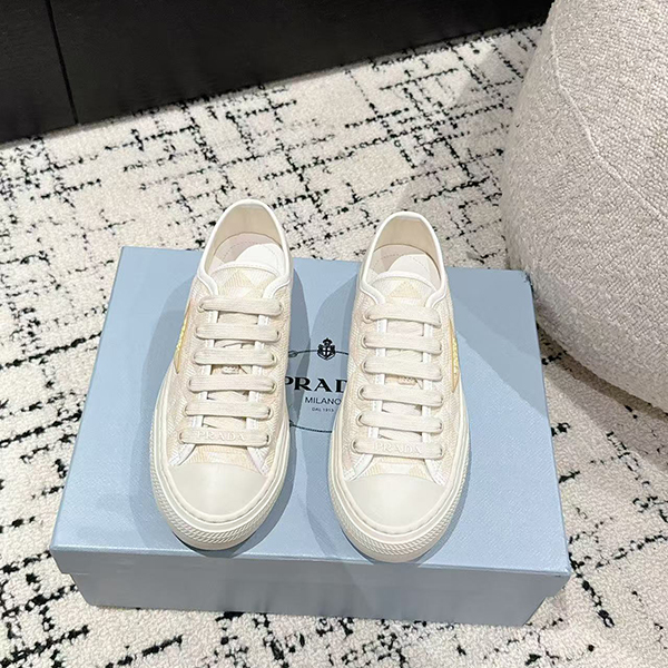프라다 스니커즈-4105