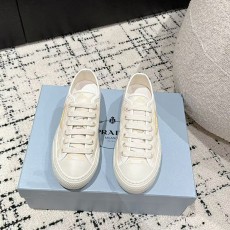 프라다 스니커즈-4105