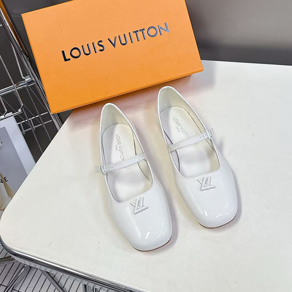 루이비통 플랫슈즈-4152