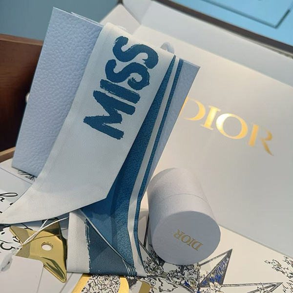 디올 신상 트윌리-4402