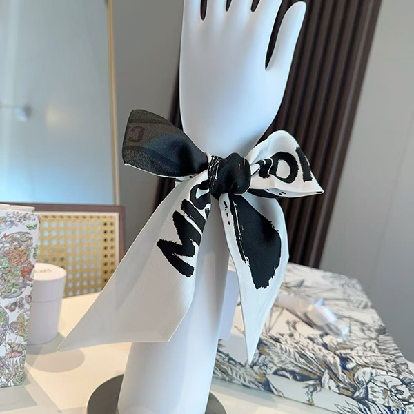 디올 신상 트윌리-4404