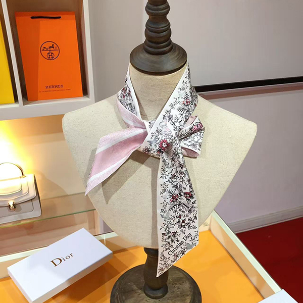 디올 신상 트윌리-4409