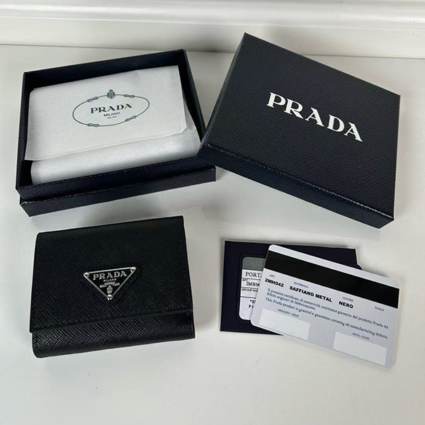 프라다 반지갑-4639