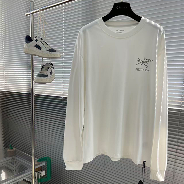 아크테릭스 남성 맨투맨-5132