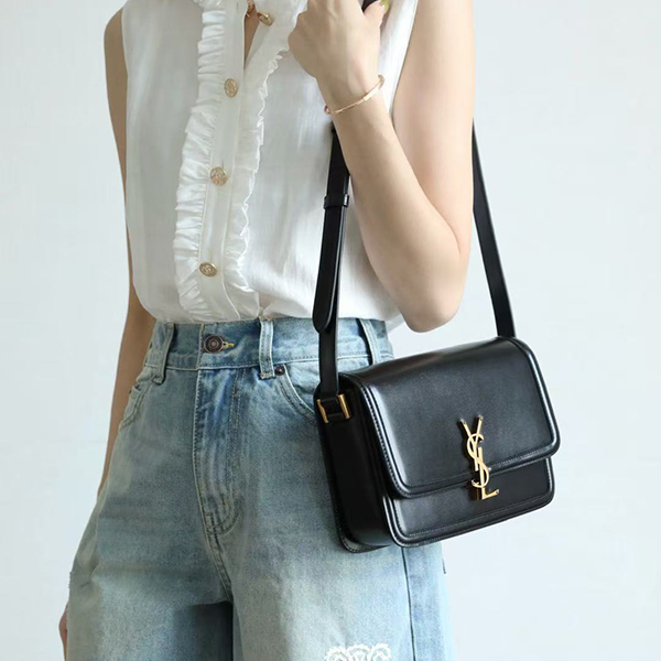 생로랑 모노그램 가죽 숄더 백 6343050-5223